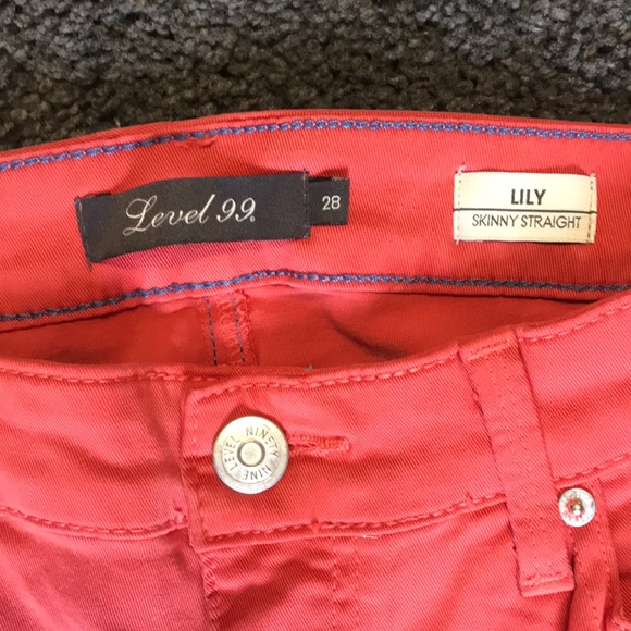 NWOT Level 99 Lily Skinny Straight Size 28 Jeans - Picture 3 of 4